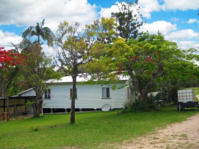 APPROX. 98 ACRES OF RURAL ZONED LAND Picture 3