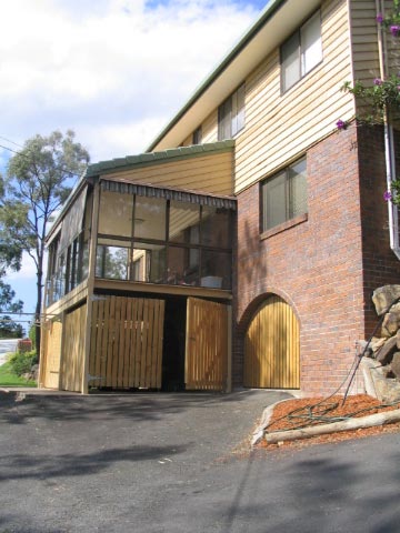 Acreage Home Picture 2