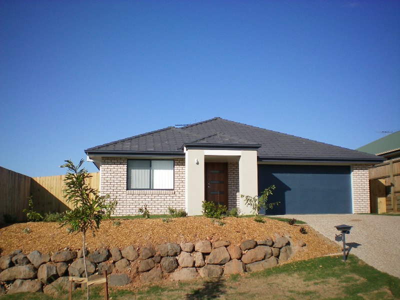 BRAND NEW - Ormeau Picture 1