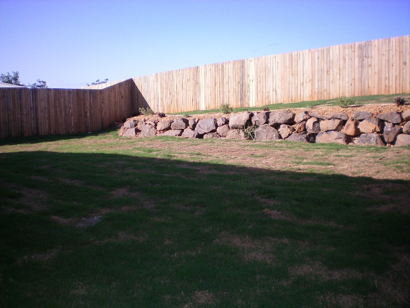 BRAND NEW - Ormeau Picture 3