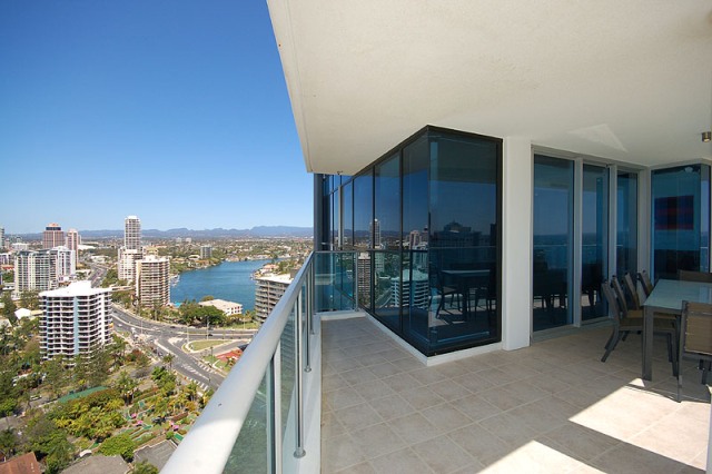 ARTIQUE - OCEAN VIEWS - Was $1,020,000 now wants all ridiculous offers! Picture 3