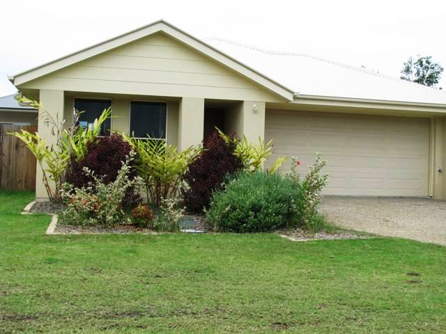 LARGE FAMILY HOME! Picture 1