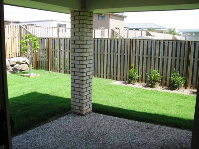 BRAND NEW DUPLEX! Picture 2