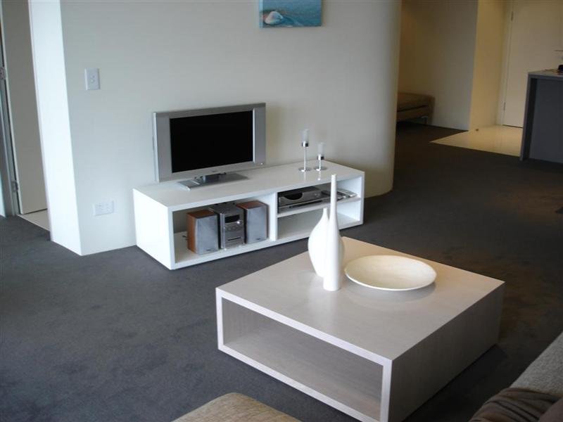 Views to the River Picture 3