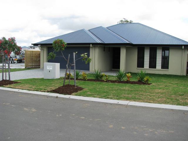 IDEAL HOME FOR YOU! Picture 1