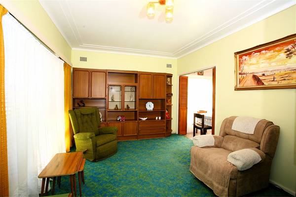 Wonderful Family Home Picture 2