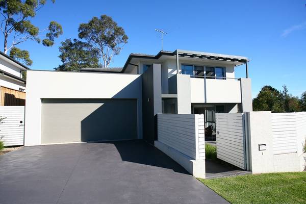 IT'S GOT IT ALL Picture 1