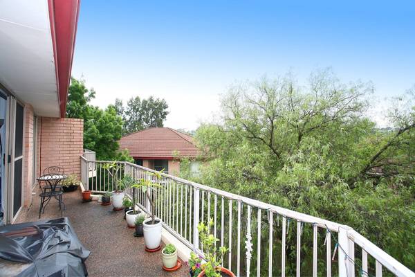 DON'T MISS THIS OPPORTUNITY Picture 3