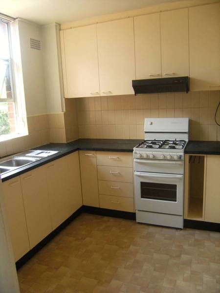 180 degree city views - Panoramic. Picture 3