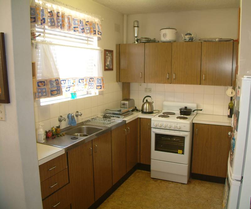 GOLDEN LOCATION Picture 2