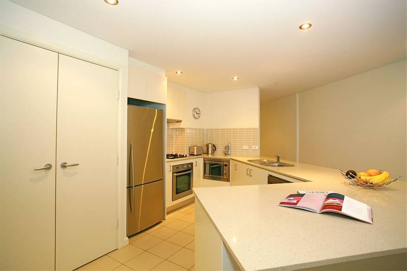 EXCEPTIONAL VALUE FOR THE WATERFRONT Picture 3