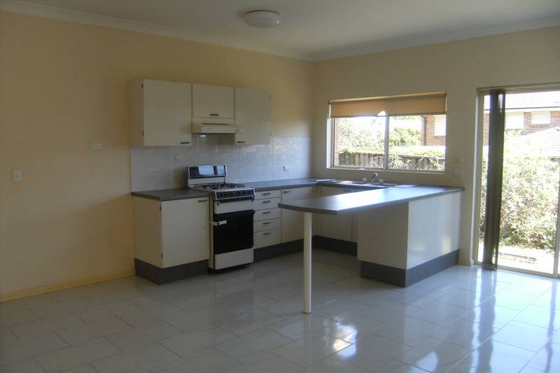 SUPER LOCATION Picture 3