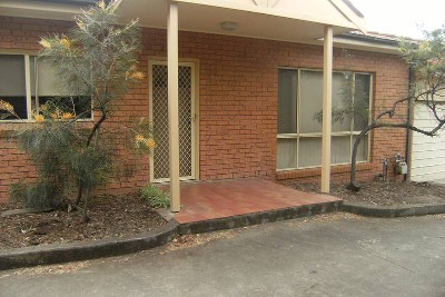 LARGE 3 BEDROOM VILLA HOME Picture LARGE 3 BEDROOM VILLA HOME Picture