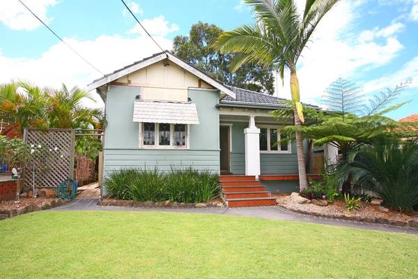 DECEASED ESTATE Picture 1