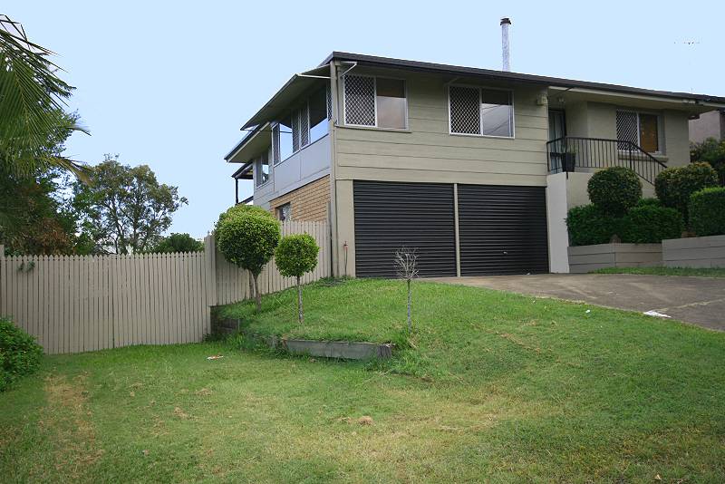 CHARACTER AND PRIVACY Picture 3