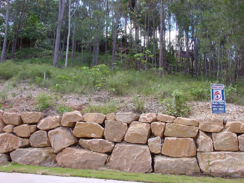 IMAGINE YOUR HOME ON THIS BLOCK.....! Picture 3