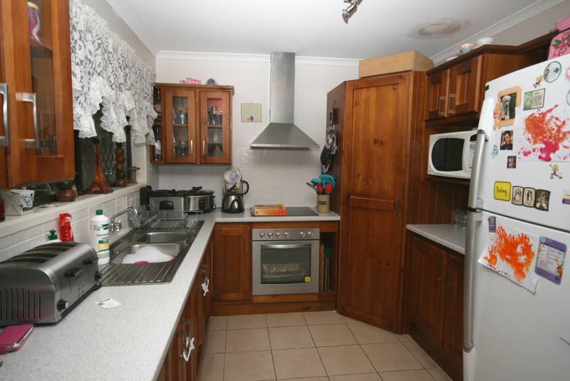 PROPERTY REDUCED TO SELL Picture 2