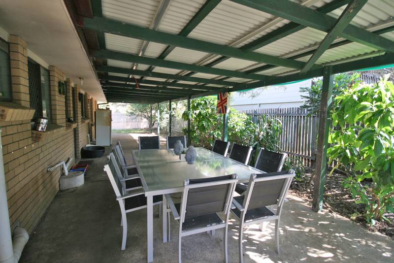 PROPERTY REDUCED TO SELL Picture 3