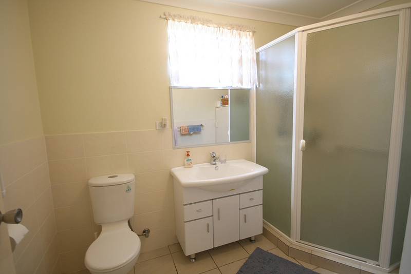 COTTAGE AT A UNIT PRICE! Picture 2