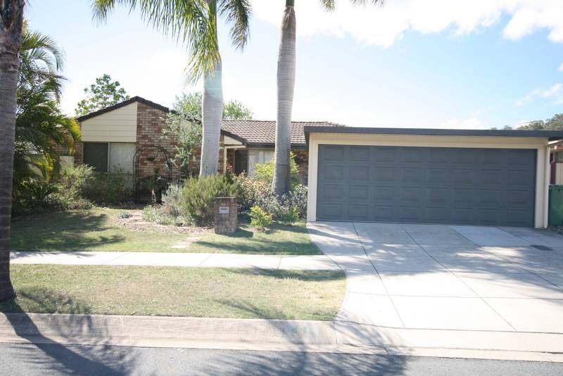 OWNERS PACKED & READY TO MOVE - REDUCED TO SELL - NOW $445,000 Picture 2