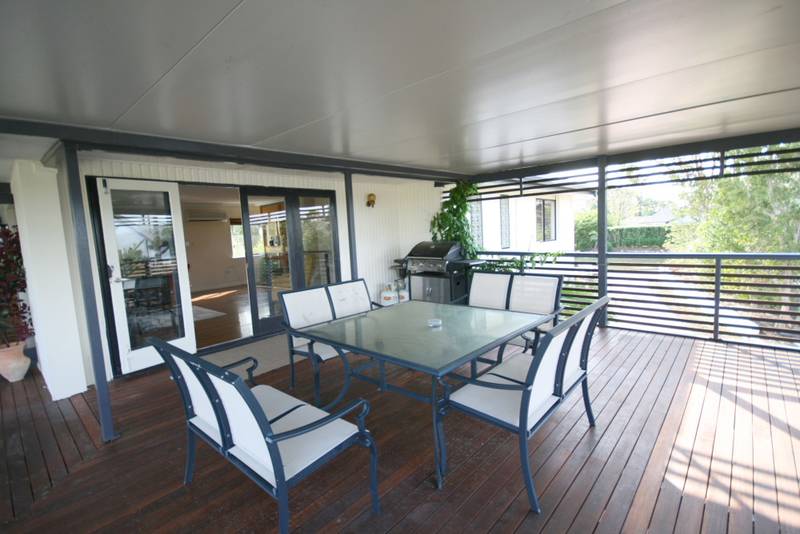 RELAX, HAVE A WINE AND DE-STRESS Picture 1