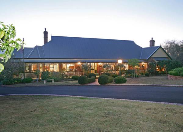 TIMELESS CLASSIC Picture 1