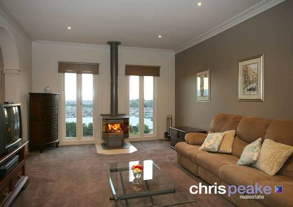 STATELY OPULENCE Picture 3