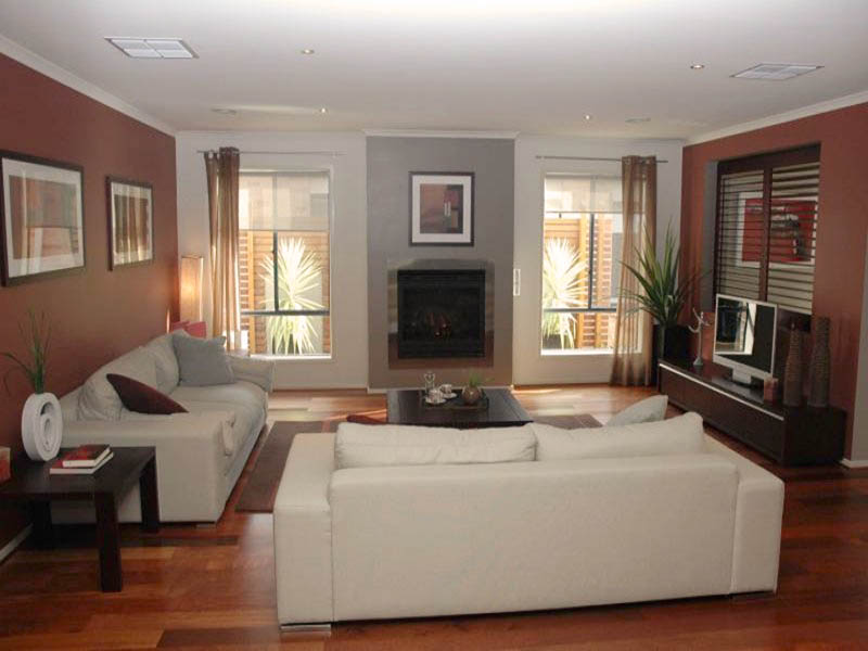 Four bedroom Family Home in Woodleigh Waters Estate Picture 2