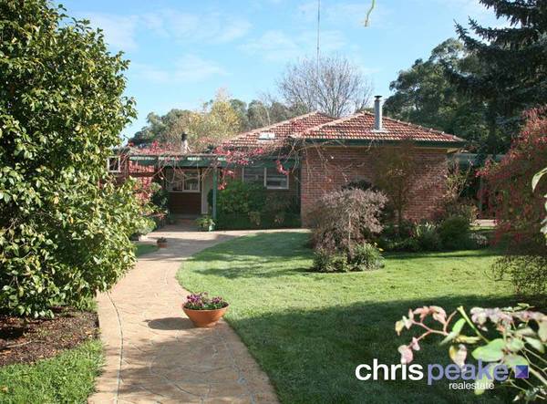 THE CHARM IS HARD TO IGNORE Picture 1