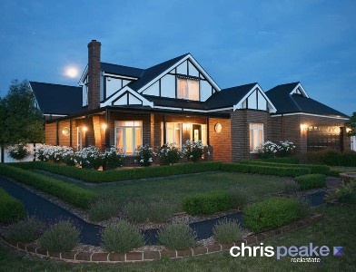 FOR THE LADIES AND THE TRADIES... Picture