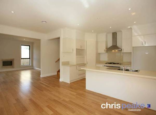 Exclusive & Low Maintenance Picture 2