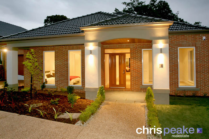 BERWICK'S FINEST! Picture 1