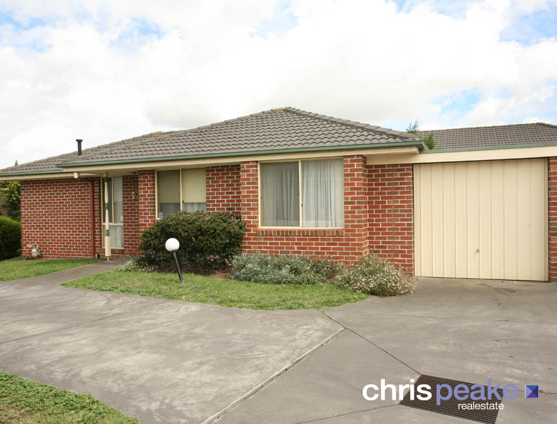 SIX OF ONE, HALF A DOZEN OF THE OTHER Picture 1