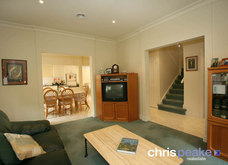 LIFESTYLE & LOCATION Picture