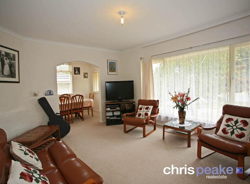 DARE TO BE DIFFERENT Picture 3