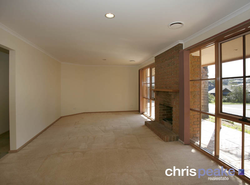 THE CENTRE OF CONVENIENCE Picture 2