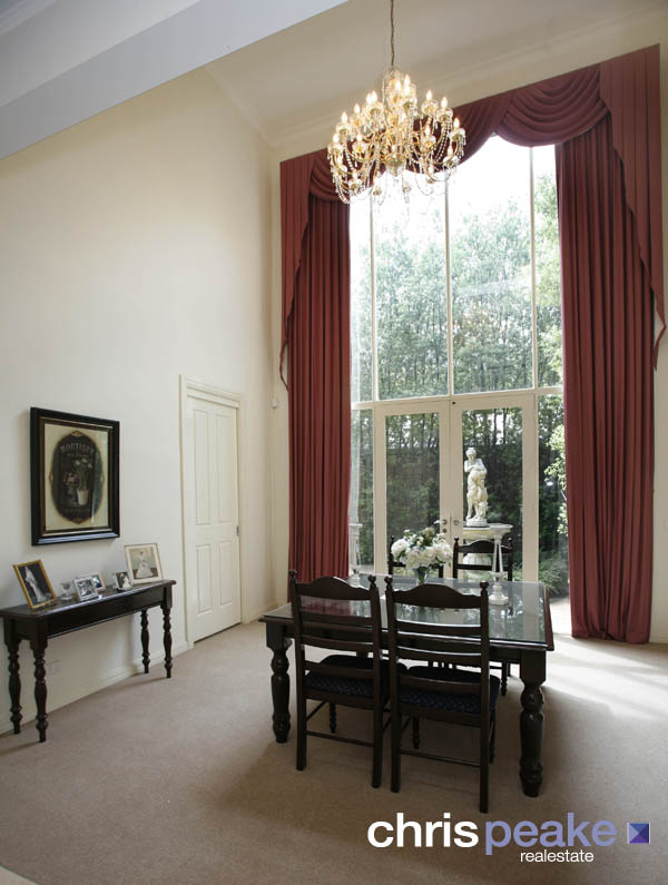 PRESTIGE ON THE PROMENADE Picture 3