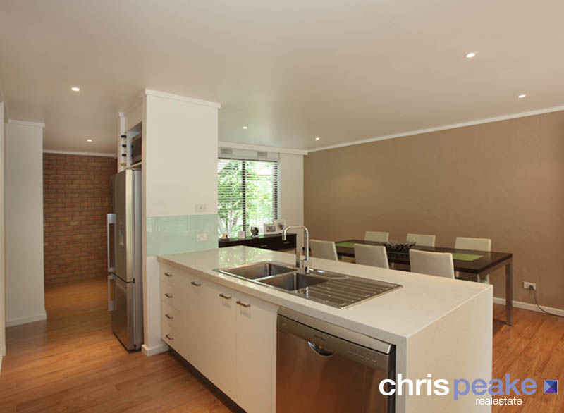 YOU JUST HAVE TO LOOK INSIDE! Picture 3