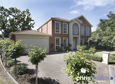 FAMILY LIVING IN A BLUE RIBBON LOCATION Picture FAMILY LIVING IN A BLUE RIBBON LOCATION Picture