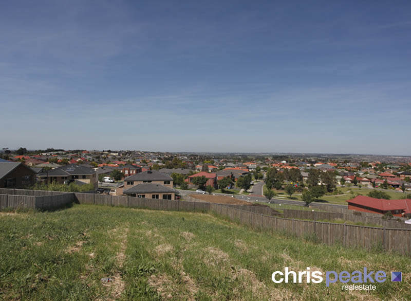 STUNNING 1/4 ACRE - NEVER ENDING VIEWS Picture 3