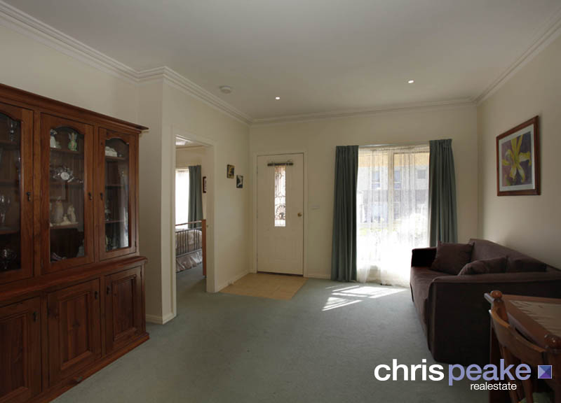 LOADS OF APPEAL Picture 2