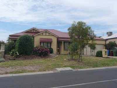 Cottage Style Home Picture Cottage Style Home Picture