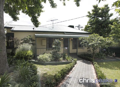 CAPTIVATING VINTAGE Picture CAPTIVATING VINTAGE Picture