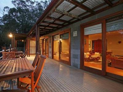 CREATIVE & CAPTIVATING Picture