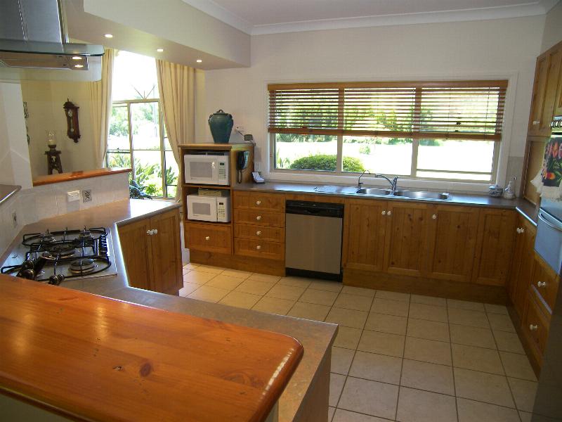 FOUNTAINDALE FAMILY MAGIC Picture 3