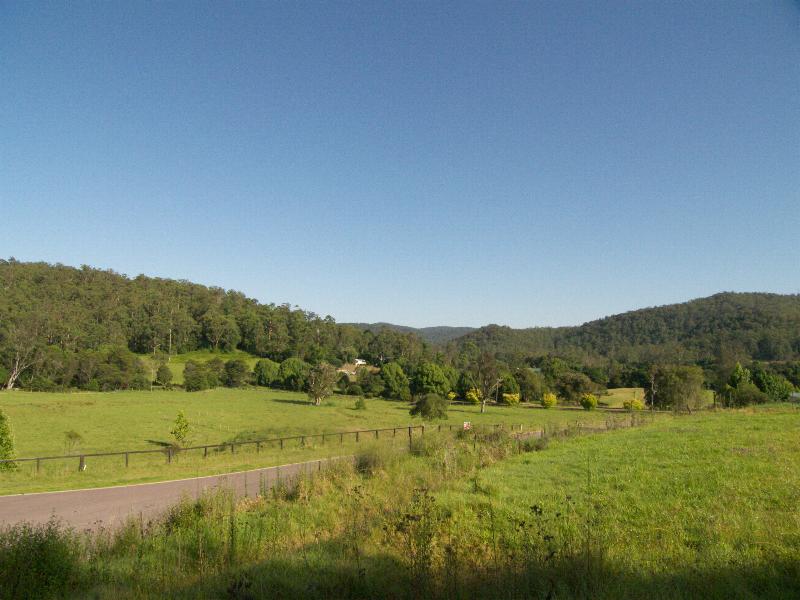 A GREAT COUNTRY START Picture 2