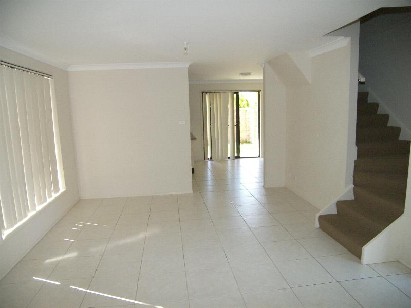 MODERN & SPACIOUS Picture 2