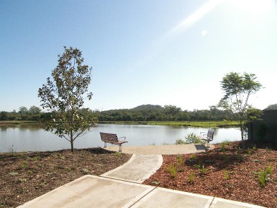 WOODBURY PARK HABITAT Picture WOODBURY PARK HABITAT Picture