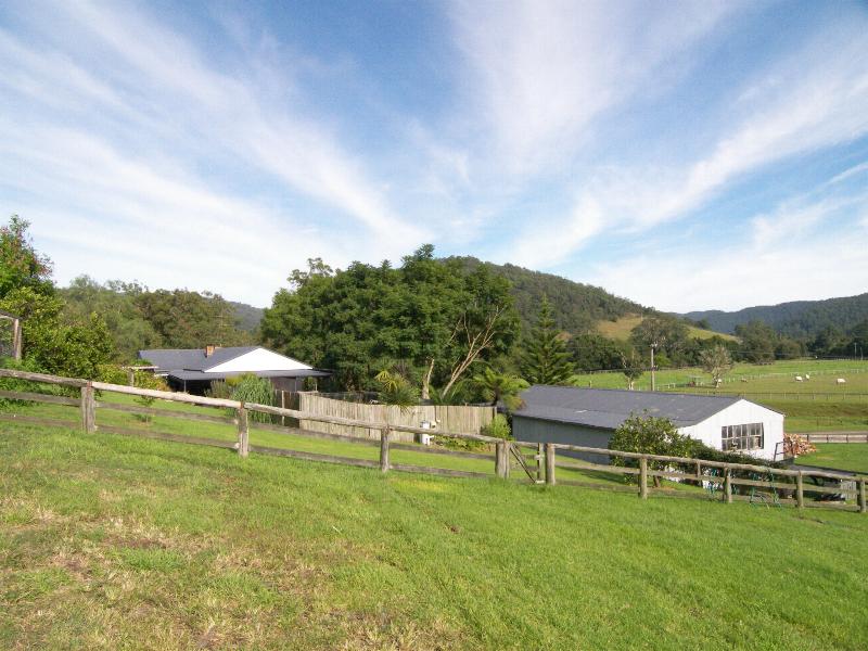 THE SIMPLE PLEASURES OF RURAL LIVING Picture 2