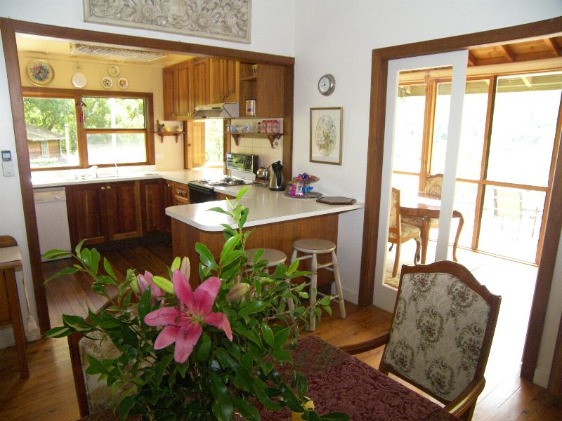 CEDAR VALLEY ESCAPE Picture 3